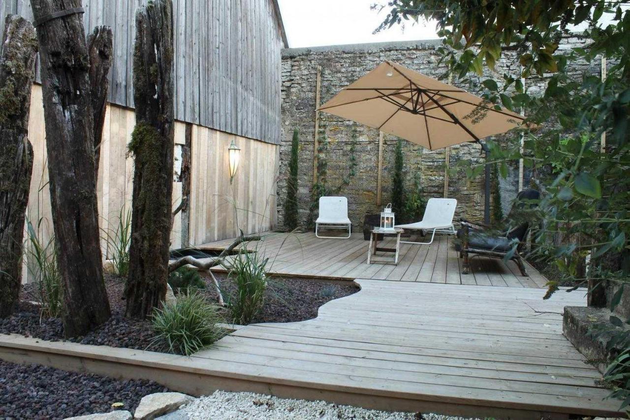 Gite Des Remparts Beze Exterior photo
